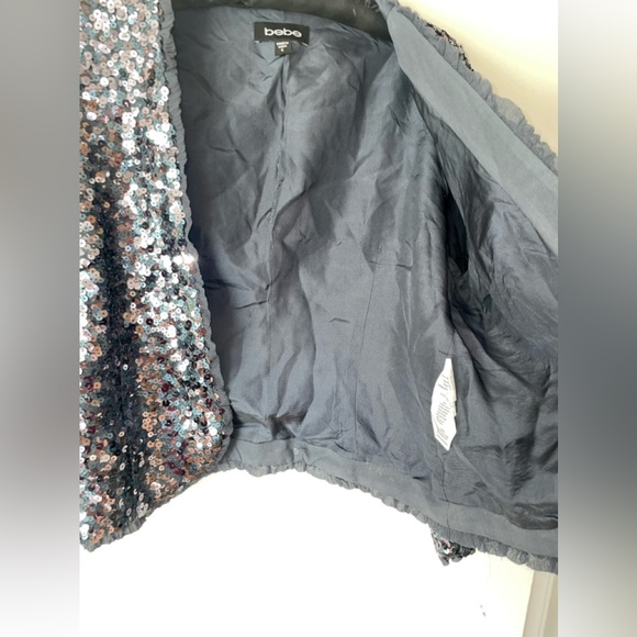 BEBE SEQUIN BLUE LINED CROPPED CARDIGAN/SHAWL SZ 4 TRIM DETAIL OPEN FRONT SILK - Picture 5 of 14